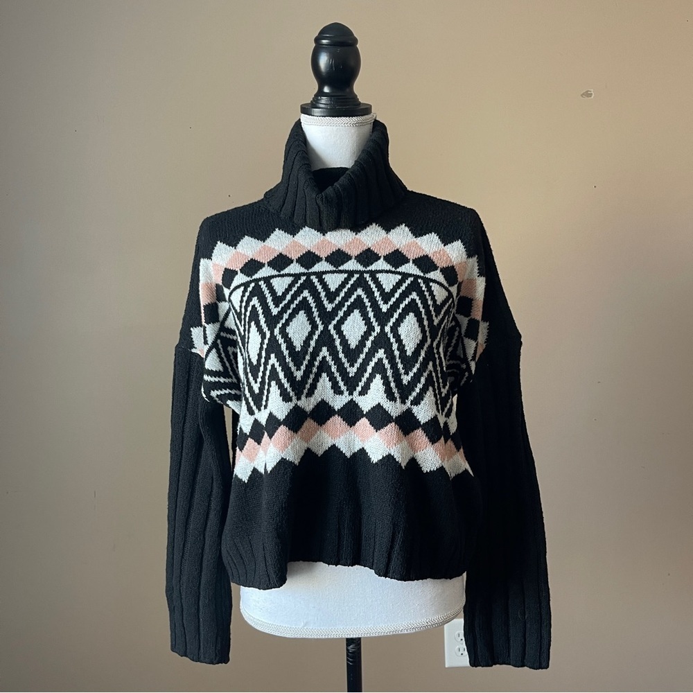 SO | Black Argyle Turtleneck Knit Sweater Sz L